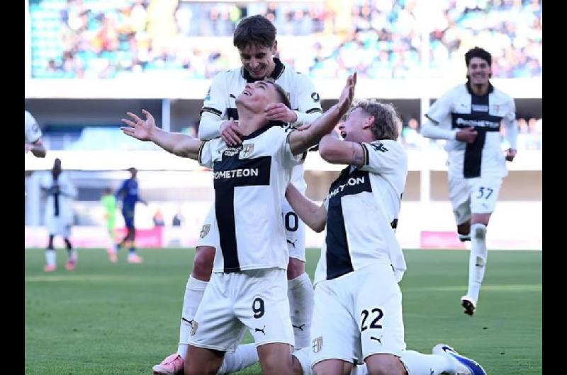 Un goleador argentino podriacutea ser convocado a la Seleccioacuten espantildeola