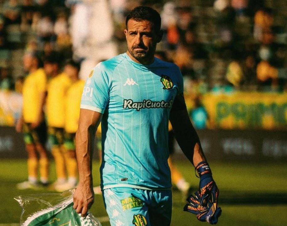 Carranza se despide del arco- el histoacuterico capitaacuten de Aldosivi anuncioacute su retiro a los 44 antildeos