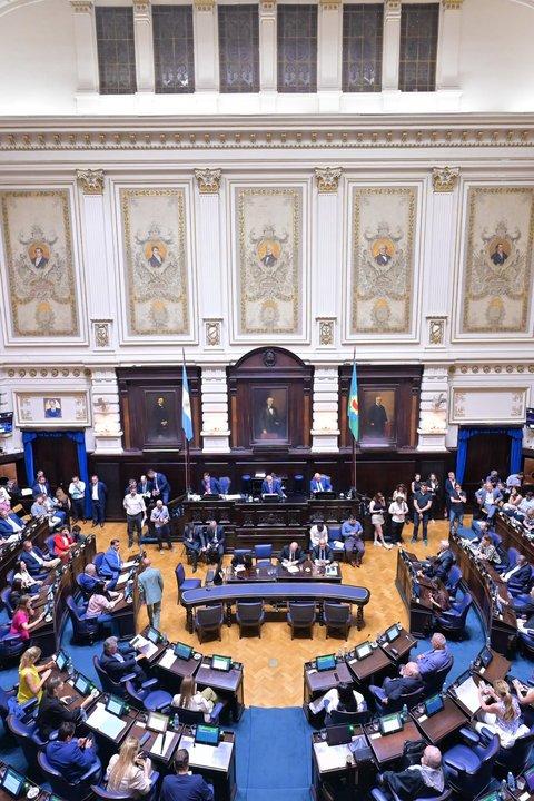 Diputados aproboacute el Presupuesto y la Ley Fiscal pero se postergoacute el debate por el endeudamiento