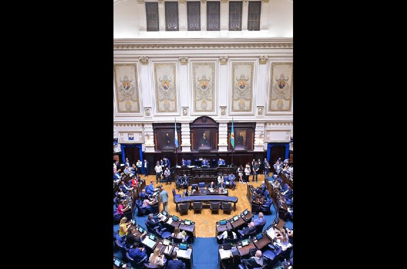Diputados aproboacute el Presupuesto y la Ley Fiscal pero se postergoacute el debate por el endeudamiento