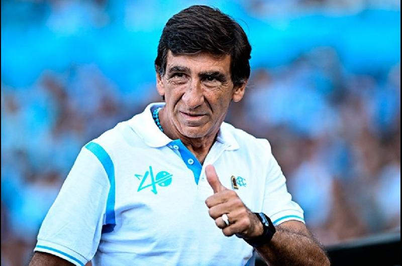 Los dos campeones del mundo que pidioacute Costas para Racing