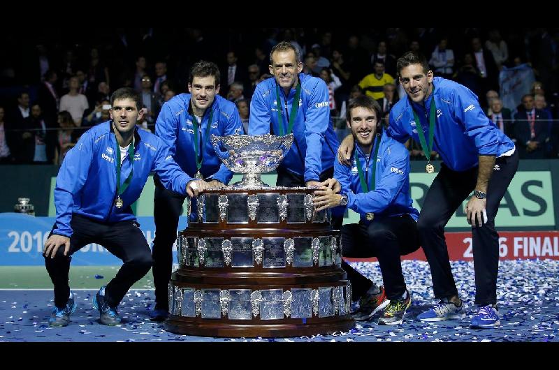 Se cumplen nueve antildeos del uacutenico tiacutetulo argentino en la Copa Davis