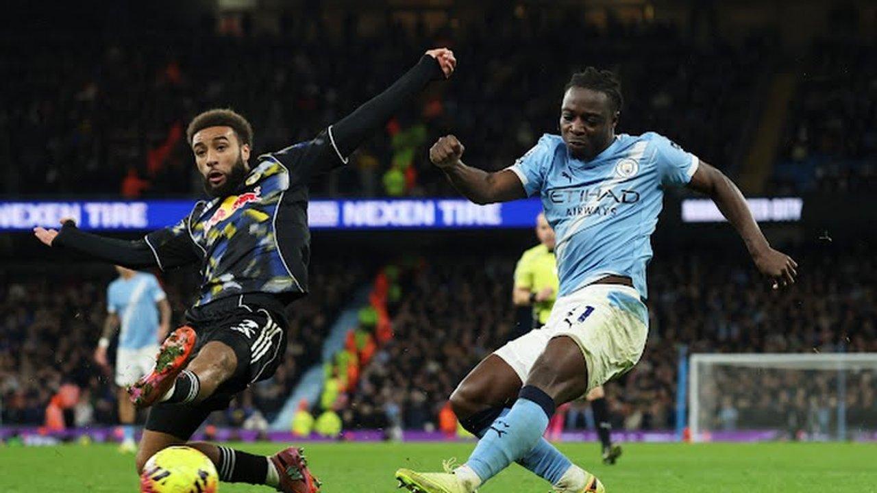 Manchester City vencioacute 3-2 al Leeds en un vibrante duelo y sigue firme en la Premier League