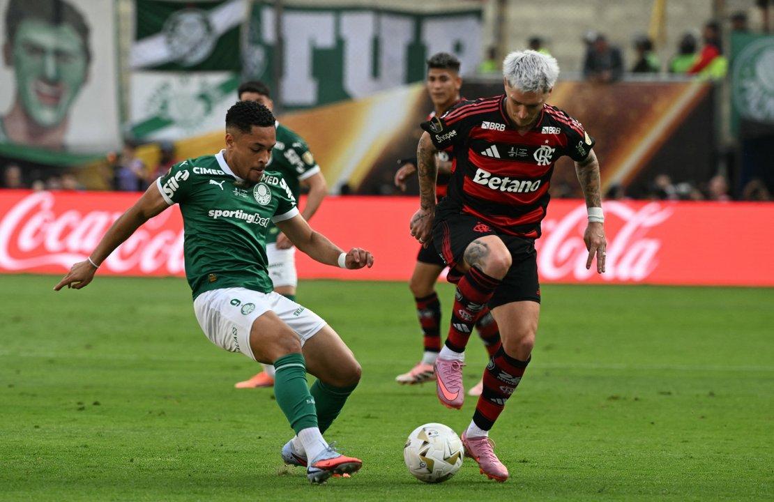 Flamengo le ganoacute a Palmeiras y se consagroacute campeoacuten de la Copa Libertadores
