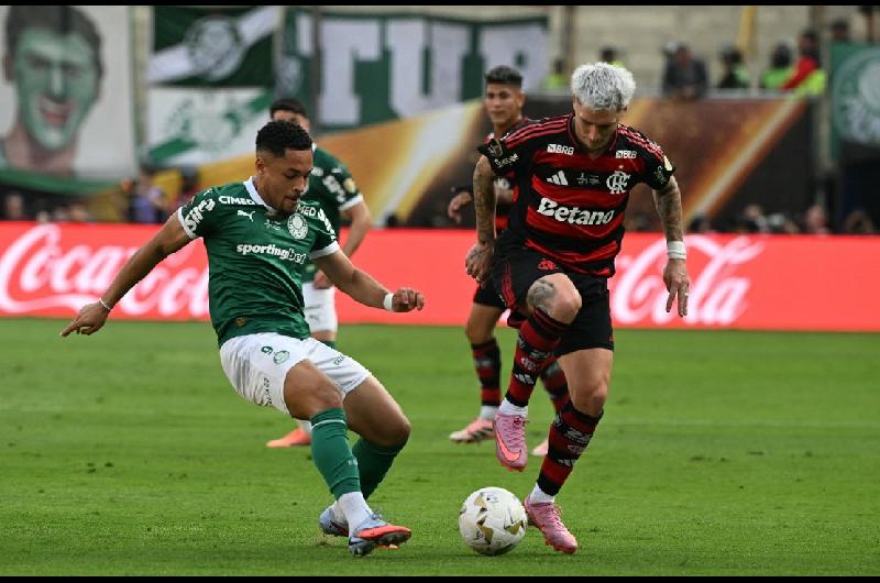 Flamengo le ganoacute a Palmeiras y se consagroacute campeoacuten de la Copa Libertadores