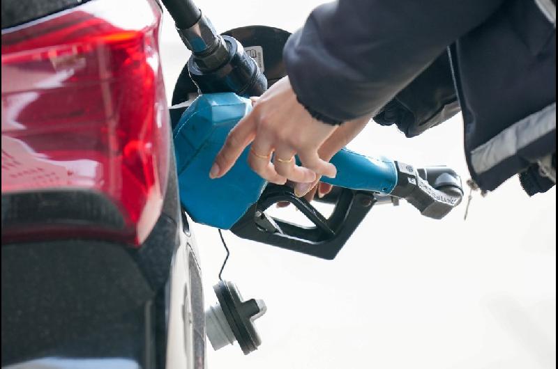 Impacto en los surtidores- autorizan aumento del 5-en-porciento- en los biocombustibles