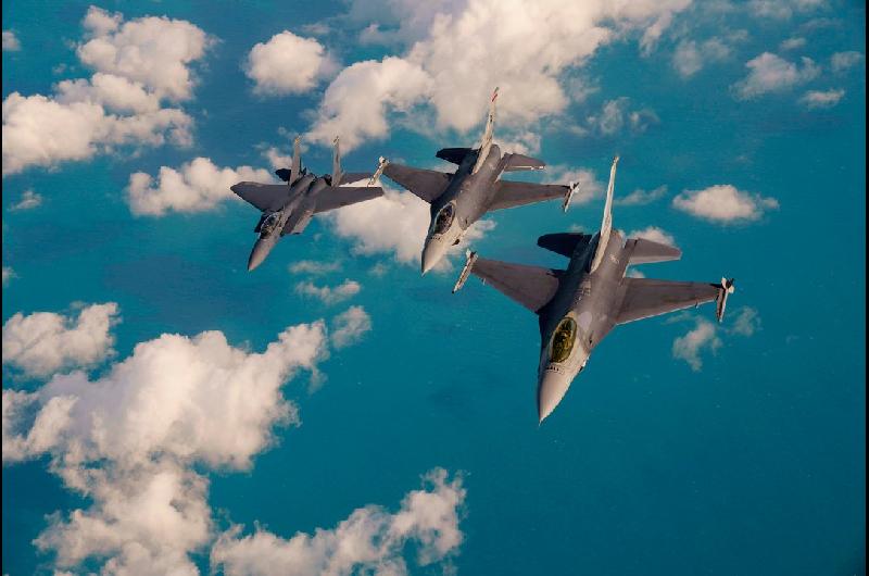 Javier Milei encabezaraacute el domingo proacuteximo acto de presentacioacuten de los seis F-16