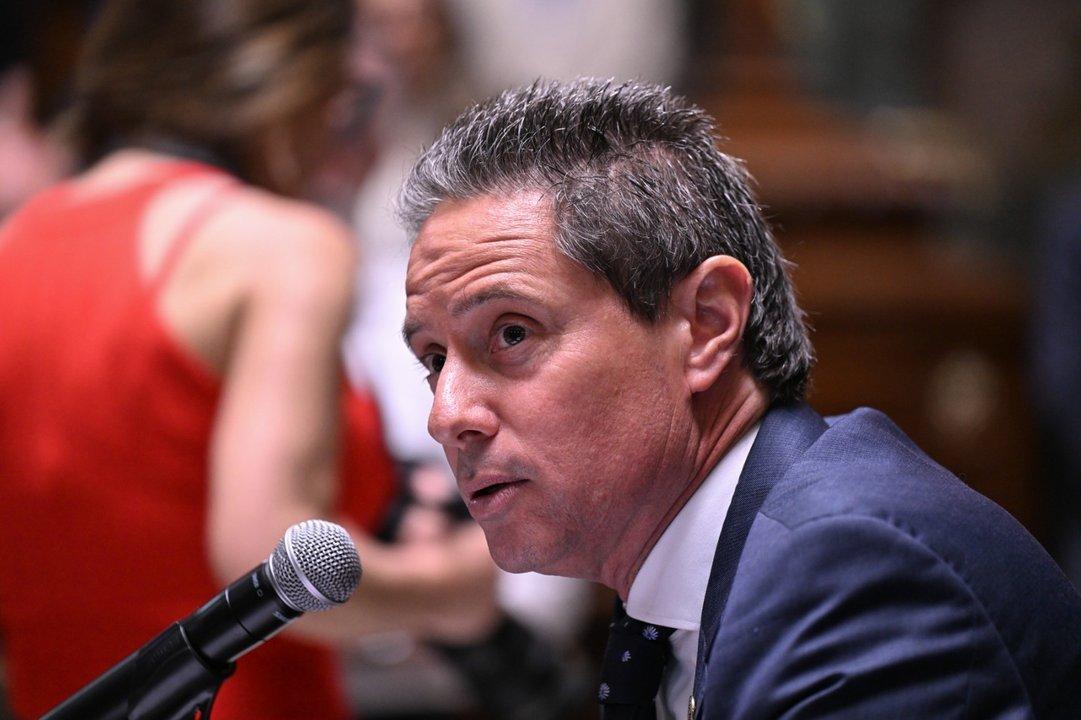 Saacutenchez Zinny brindoacute su informe en la Legislatura portentildea- obras movilidad y subte 