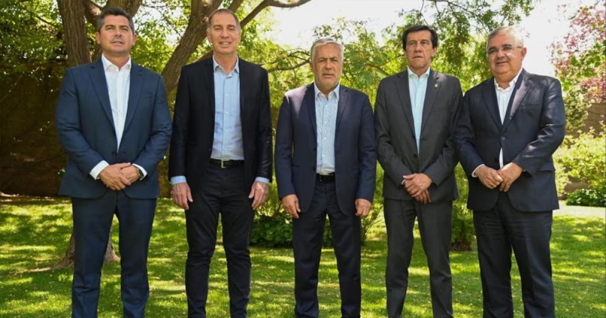 Coincidimos en modernizar la legislacioacuten laboral pero hay que ver el texto dijo Sadir