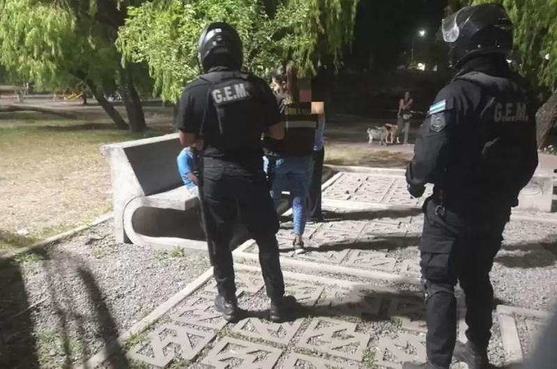 La Policiacutea encontroacute a un menor que era intensamente buscado en la capital jujentildea