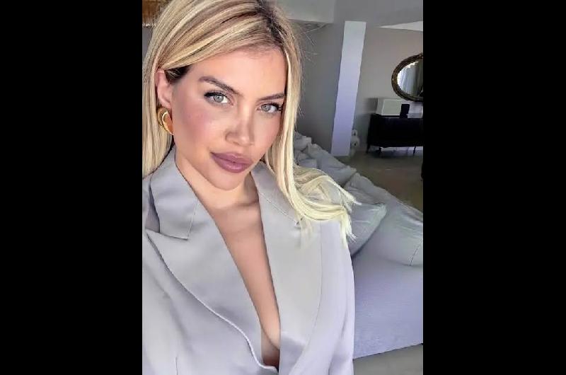 Wanda Nara descolocoacute a todos con un guintildeo a Vicuntildea en plena guerra mediaacutetica