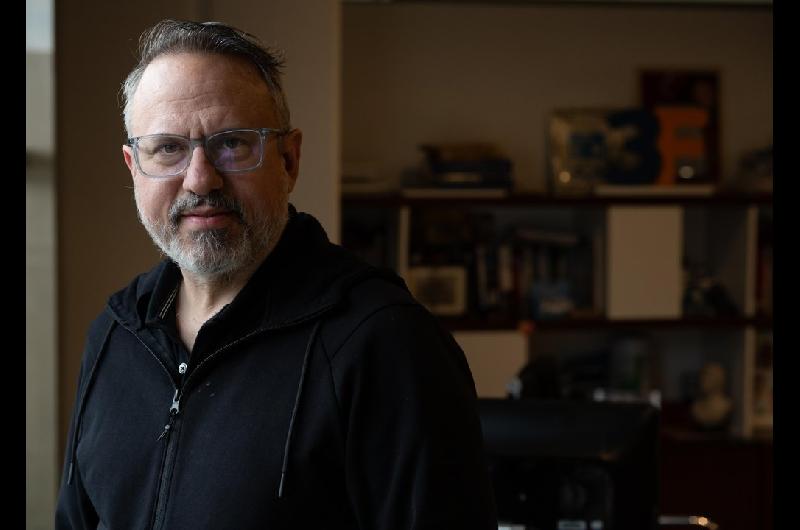 Valenzuela aseguroacute que el Gobierno ya puede ldquosontildear con la reeleccioacutenrdquo de Milei