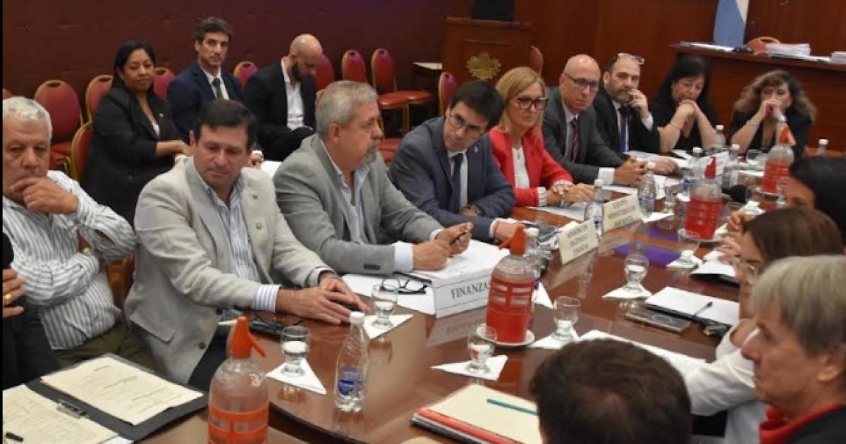 La Legislatura trata los proyectos de Presupuesto y Grilla Docente