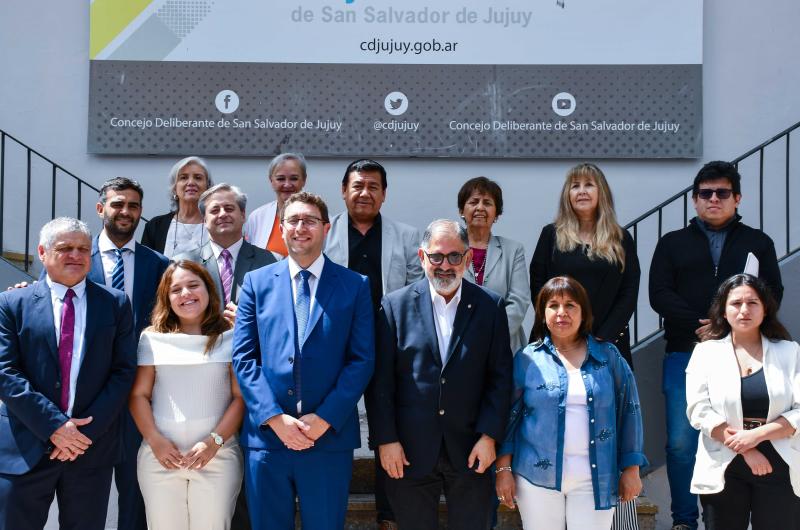 En sesioacuten especial despidieron a ediles que cumplen su mandato