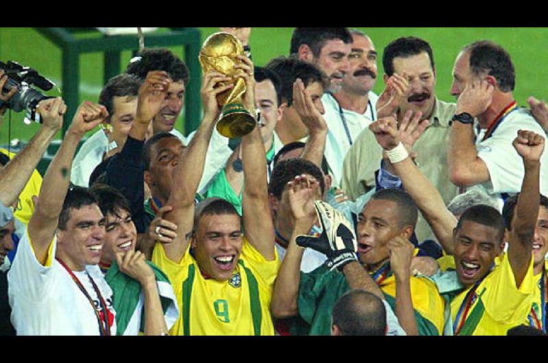 Corea-Japoacuten 2002- el uacutenico antecedente de un Mundial en maacutes de un paiacutes