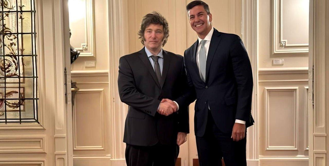 Milei cambioacute a la mayoriacutea de los jefes de las Fuerzas Armadas