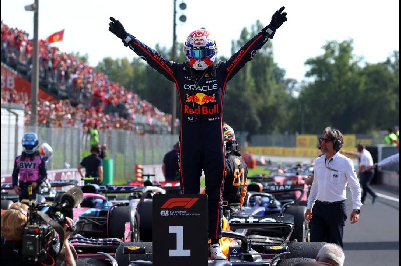 Verstappen busca consumar la remontada en Abu Dabi donde nacioacute su leyenda