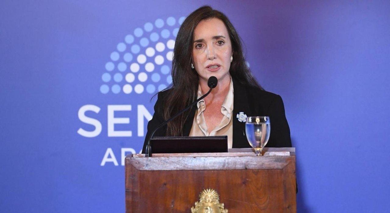 El pago de fin de antildeo que Villarruel otorgoacute para los empleados del Senado