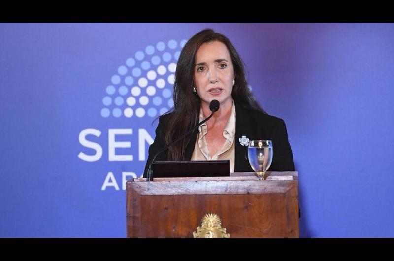 El pago de fin de antildeo que Villarruel otorgoacute para los empleados del Senado