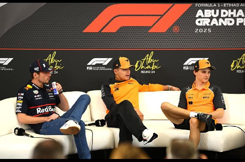 Las picantes declaraciones de Verstappen- ldquoNo deberiacutea estar peleando por el Mundialrdquo