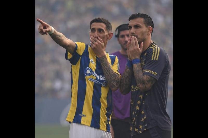 Aacutengel Di Mariacutea y Leandro Paredes competiraacuten por el Premio Olimpia de fuacutetbol