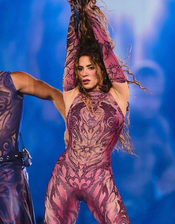 Shakira se consagroacute en Uruguay y alcanzoacute un reacutecord histoacuterico