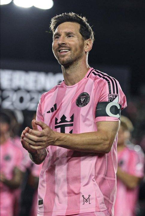 Milei compartioacute una foto de Messi y lo ldquofelicitoacuterdquo por el tiacutetulo de la MLS