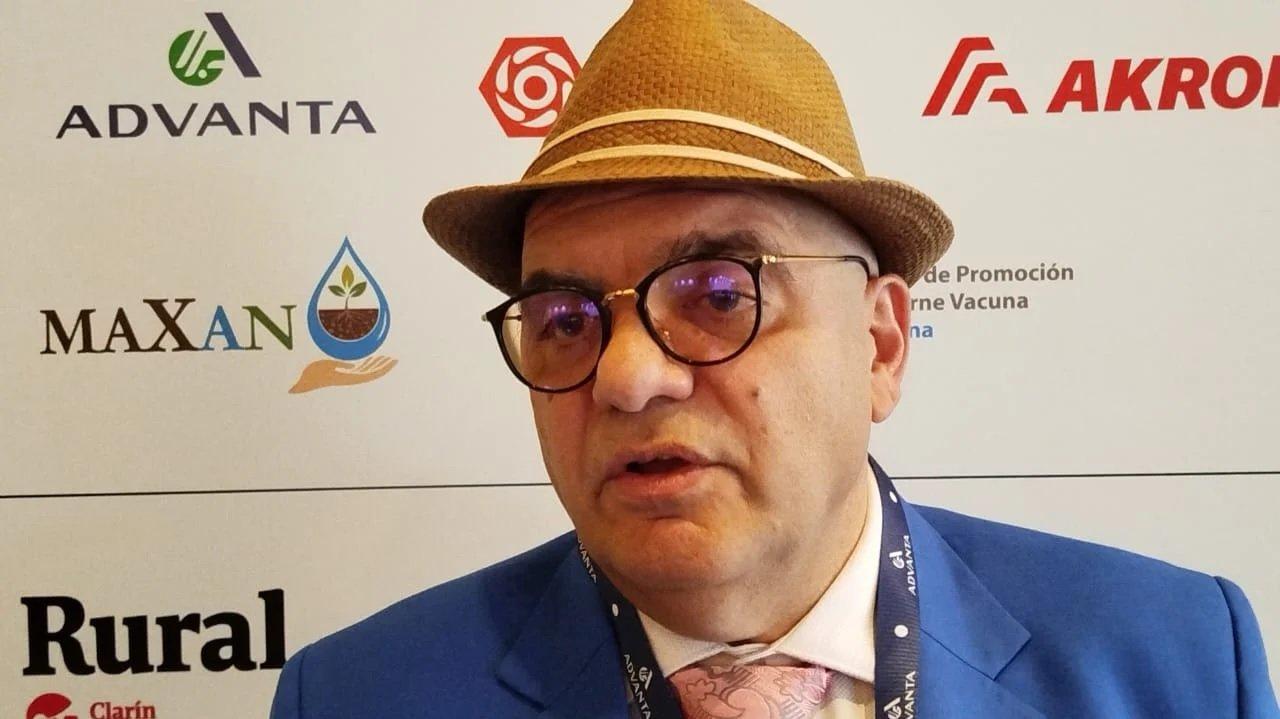 ldquoEl que comproacute doacutelaresrdquo- el duro pronoacutestico de Di Stefano para 2026