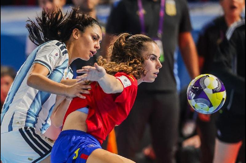 Argentina cerroacute una campantildea histoacuterica y finalizoacute cuarta en el primer Mundial femenino de futsal