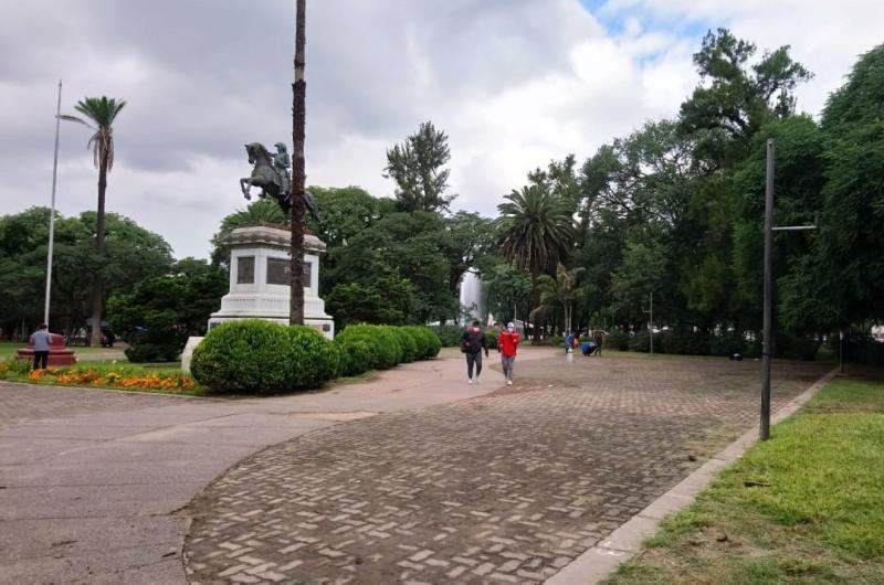 Ciudad Emprendedora exhibiraacute productos de creadores jujentildeos en el parque San Martiacuten