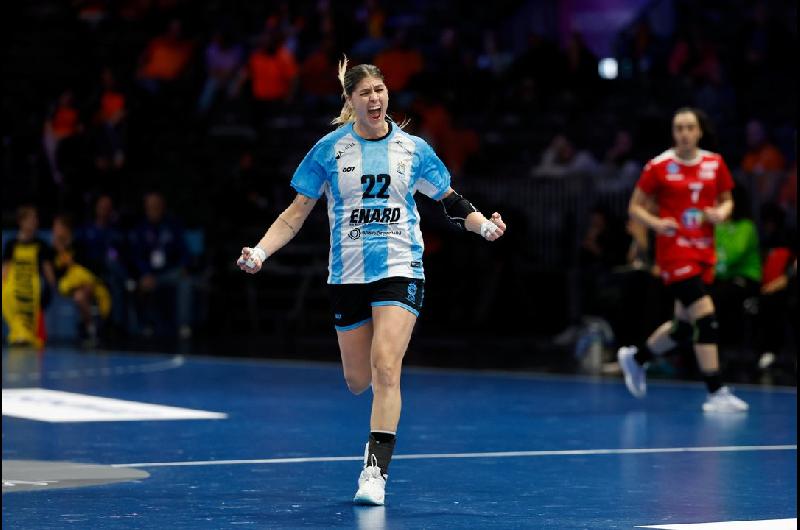 Handball- Argentina se despidioacute del Mundial femenino con un agoacutenico triunfo ante Tuacutenez