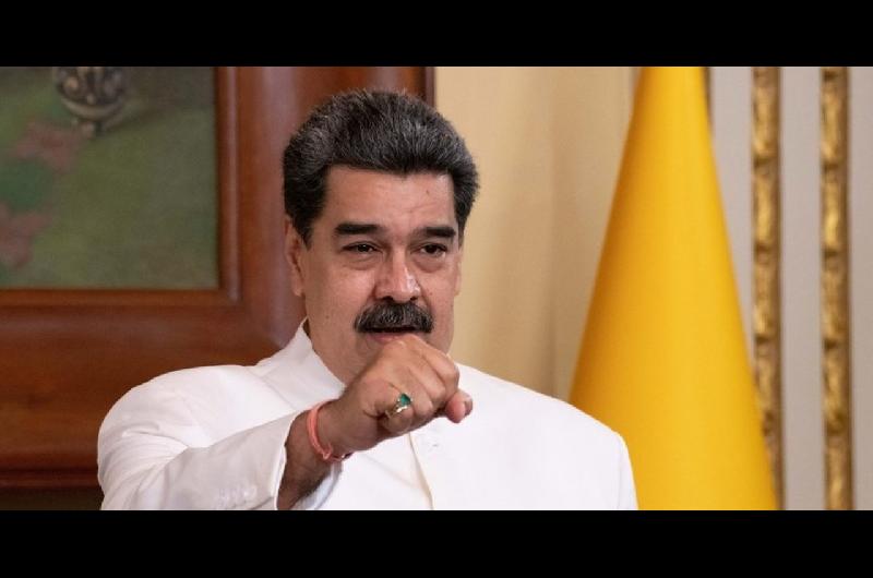 Maduro anuncioacute el Gobierno Comunal de Transicioacuten al Socialismo
