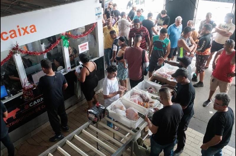 Uso de Inteligencia Artificial Generativa crece en Brasil pero acentuado por la desigualdad