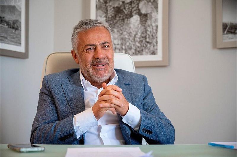 Cornejo dice que la CGT critica en puacuteblico la reforma laboral para no quedar como antitrabajadora