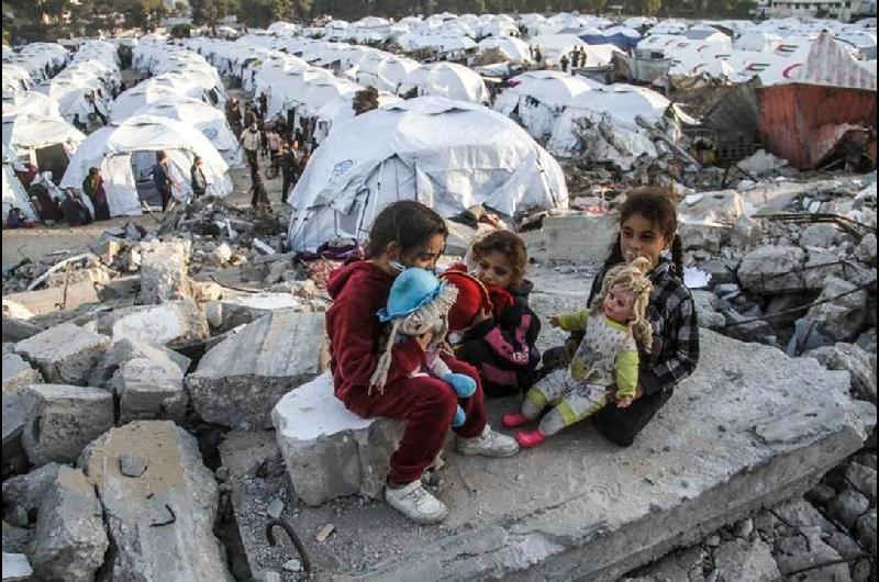 UNICEF busca recaudar 7660 millones de doacutelares y asistir a nintildeos en crisis durante 2026