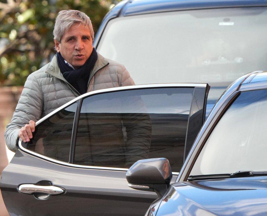 Tras la colocacioacuten del bono en doacutelares el mercado espera sentildeales de pago del vencimiento de enero