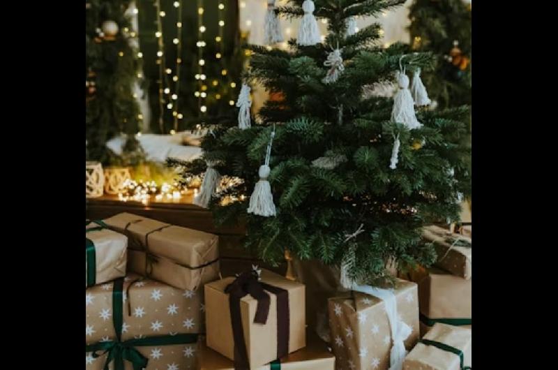 Bancos y fintech se cargan al hombro a las textiles nacionales y le pelean el aacuterbol de Navidad a Shein y Temu