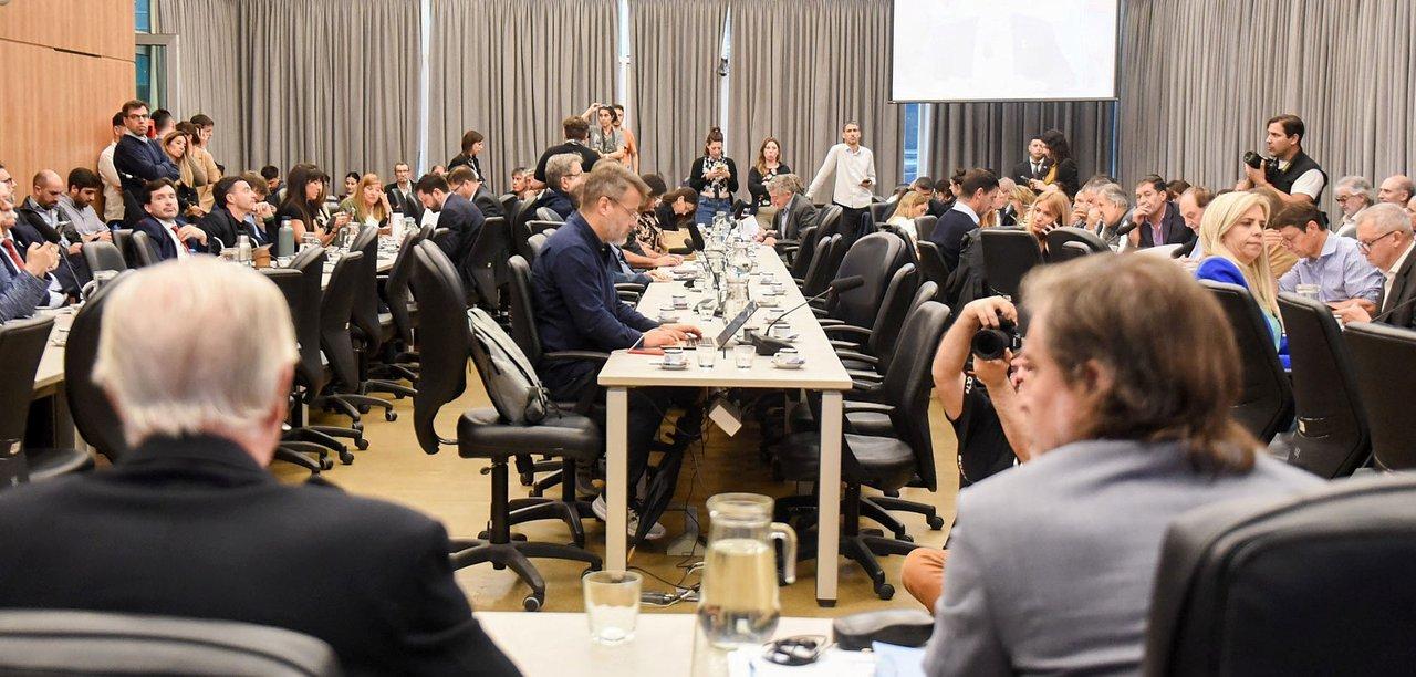 Diputados- confirmaron la convocatoria a comisiones para el lunes