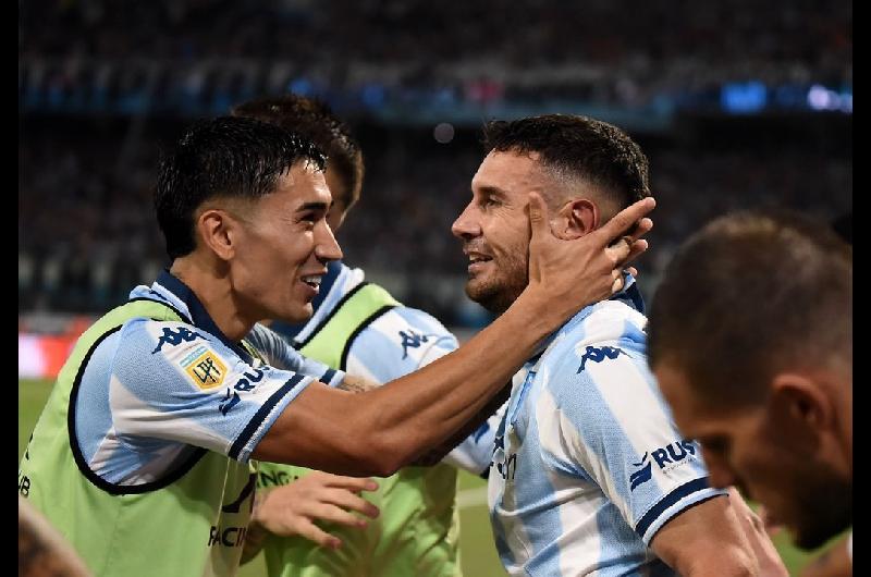iexclGolazo de ldquoMaravillardquo Martiacutenez para poner en ventaja a Racing
