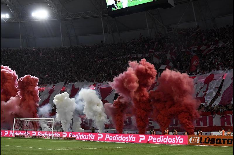 Estudiantes logroacute su undeacutecimo tiacutetulo nacional en la era profesional