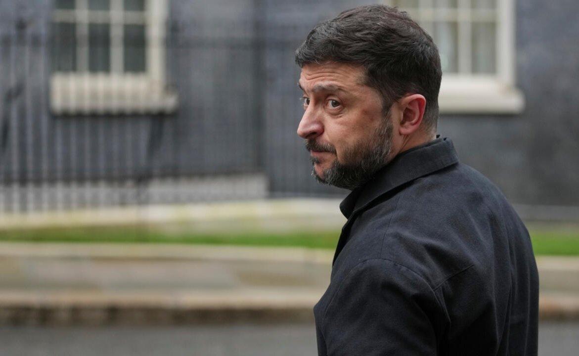 Zelenski viajoacute a Berliacuten para negociar un alto el fuego con Europa y enviados de EEUU