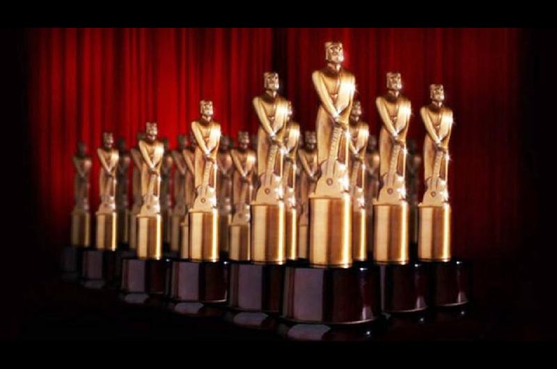 Martiacuten Fierro de Streaming 2025- a queacute hora empieza la gala y coacutemo ver en vivo