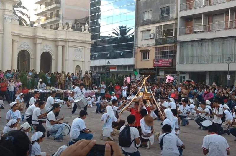 Nintildeos adoradores de pesebres iniciaron sus ensayos