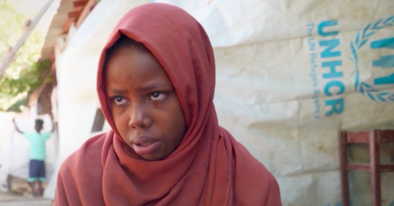 Mishkat la adolescente sudanesa que sobrevivioacute al exterminio con la fuerza de la esperanza