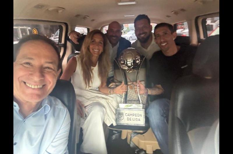 Di Mariacutea salioacute campeoacuten en Puerto Madero lanzoacute un columnista de Nelson Castro y relator de Estudiantes