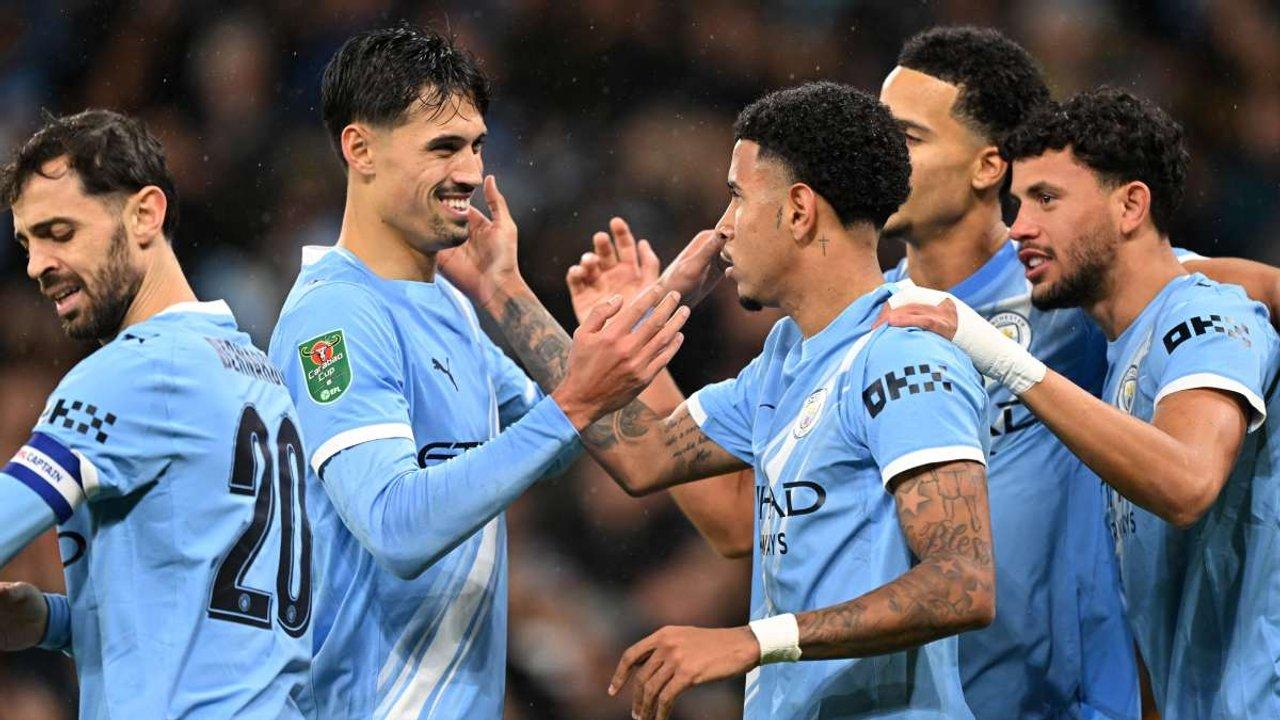 Manchester City y Newcastle avanzan a semifinales de la EFL Cup