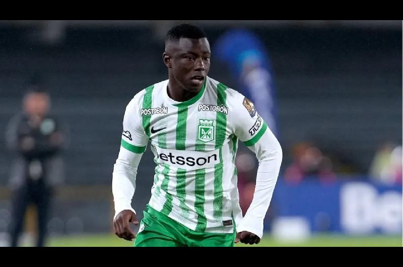 Un exentrenador elogioacute a Hinestroza- ldquoTiene la cabeza para jugar en Bocardquo