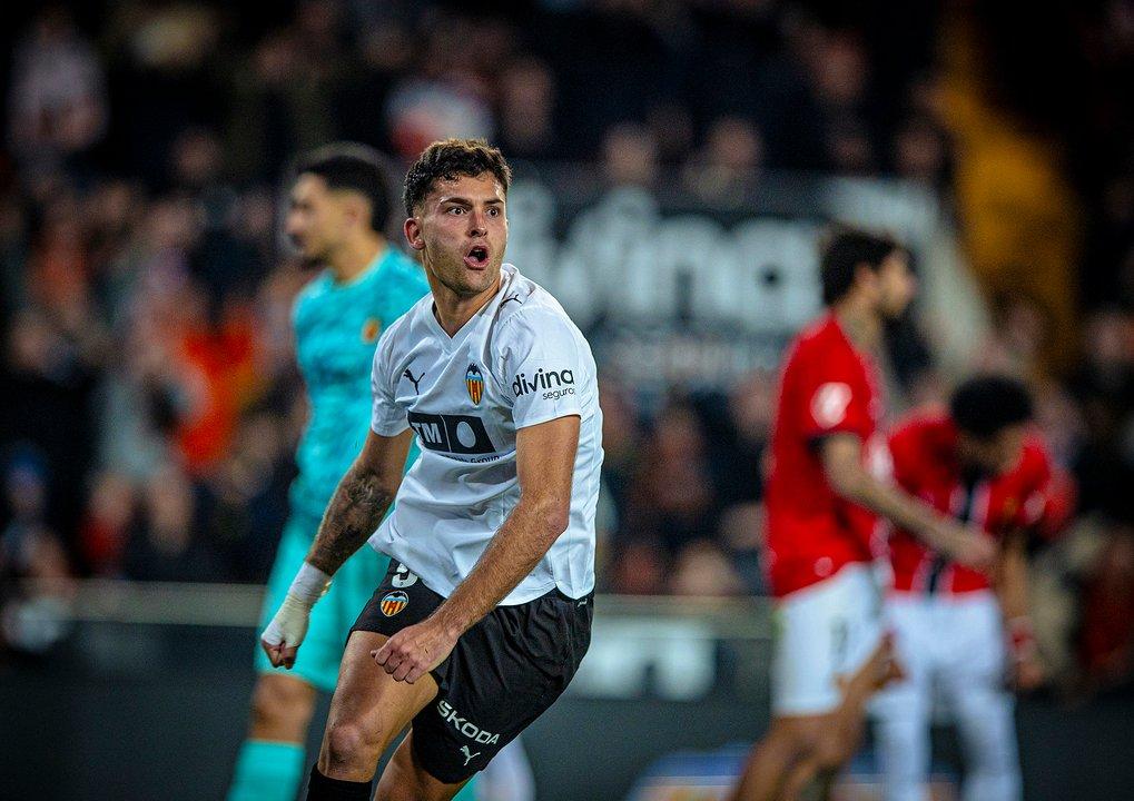 Valencia empatoacute con el Mallorca y se aleja del descenso