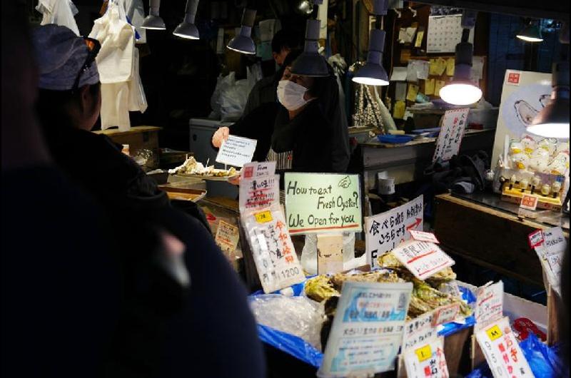 Precios al consumidor en Japoacuten suben 3-en-porciento- en noviembre impulsados por alimentos y energiacutea