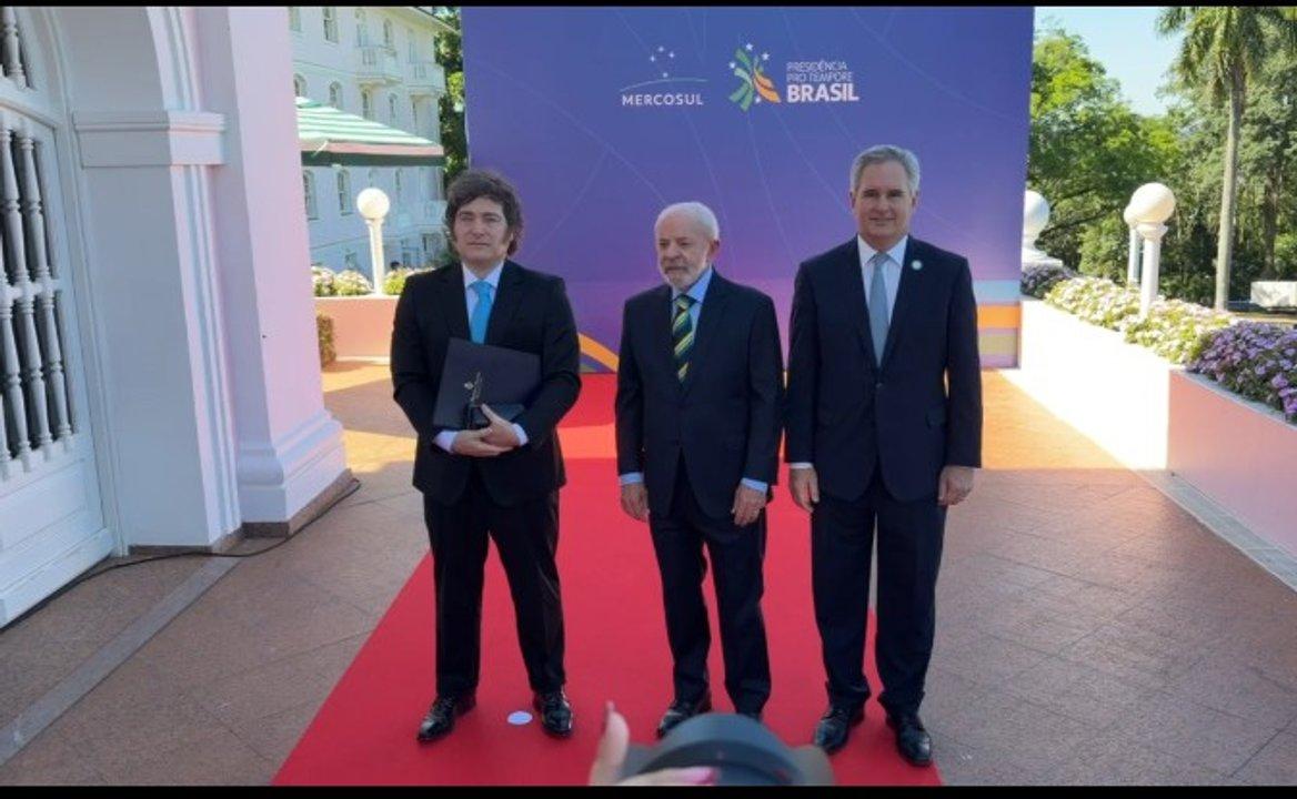 Milei saludoacute a Lula en la Cumbre del Mercosur